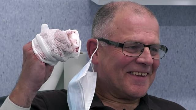 S18:E17 - The Fighter
