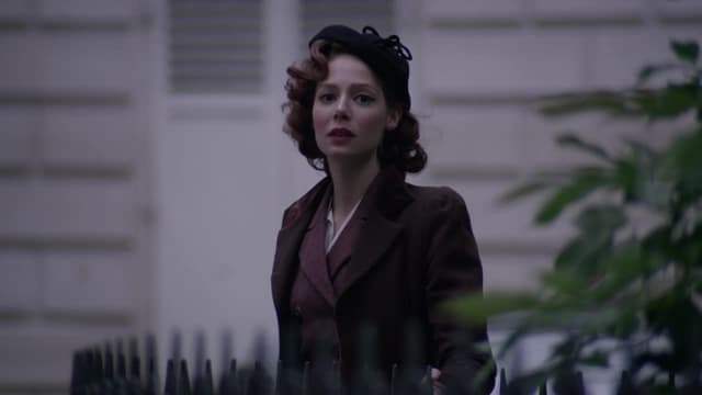 S01:E08 - The Offer