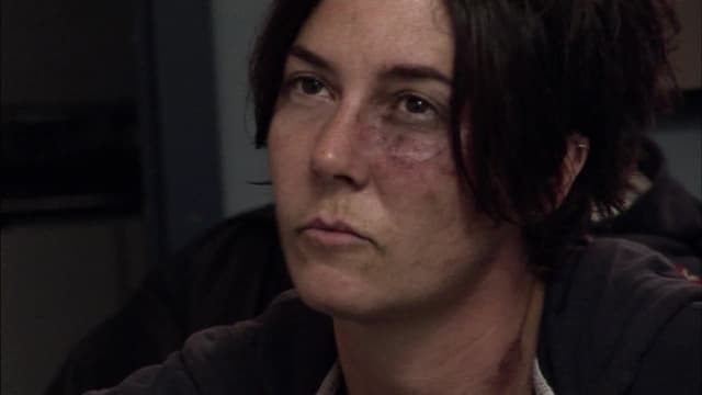 S01:E08 - Undercover