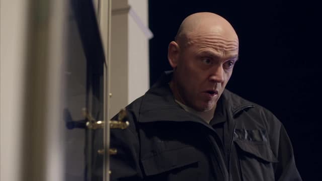S05:E02 - Run From the Scene
