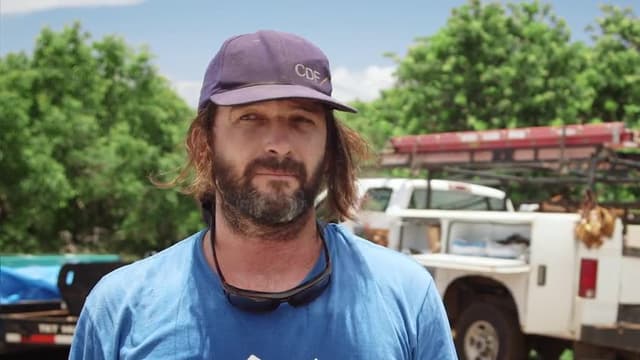 S08:E06 - Tropical Paradise