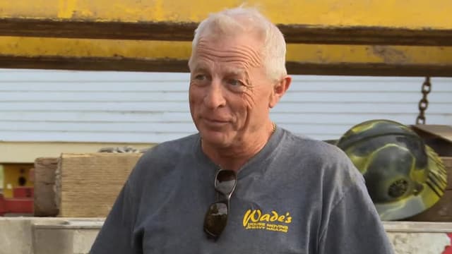 S01:E04 - Let's Save This Church