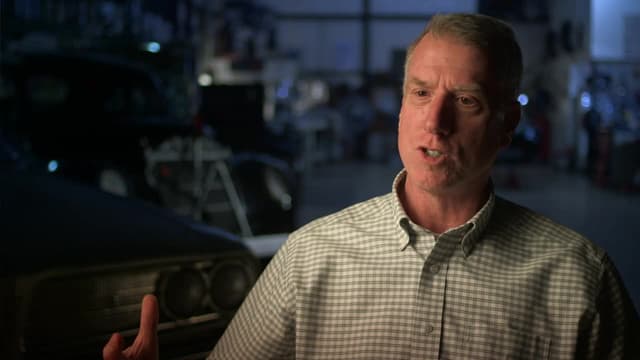 S01:E02 - Born on the Bottle