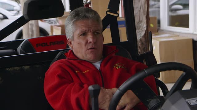 S16:E01 - Gonna Be a Long Road