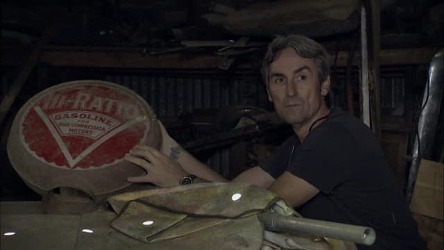 S14:E04 - Oddities and Commodities