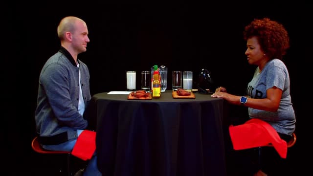 S04:E11 - Wanda Sykes Confesses Everything While Eating Spicy Wings