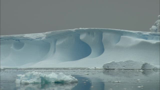 S01:E03 - The Great Ocean of Ice