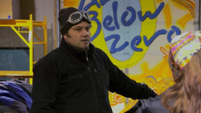 S02:E06 - Ice Sculpture