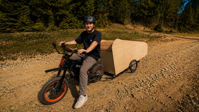 S01:E12 - Mini Bike Micro Camper Challenge