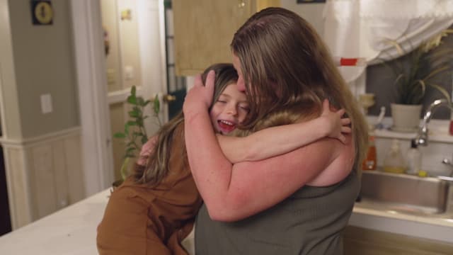 S01:E02 - Baby on the Bathroom Floor