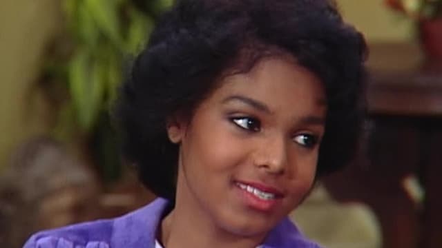 S06:E612 - The Houseguest