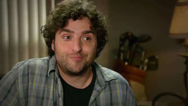 S02:E02 - Motorboating Dads/The Negative $100,000 Question