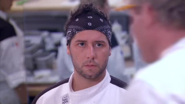 S10:E18 - 4 Chefs Compete