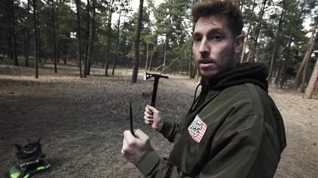 S01:E17 - Zombie Survival Challenge (Pt. 1)