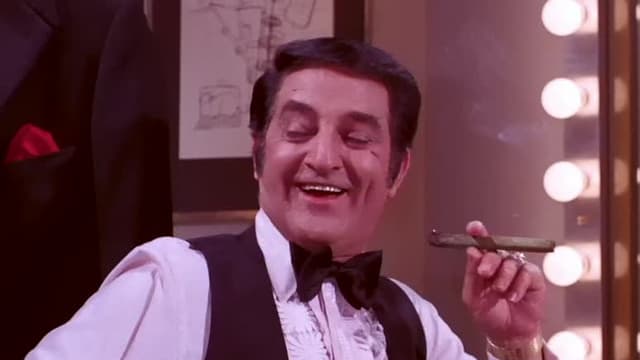 S01:E17 - Of Mice and Mini