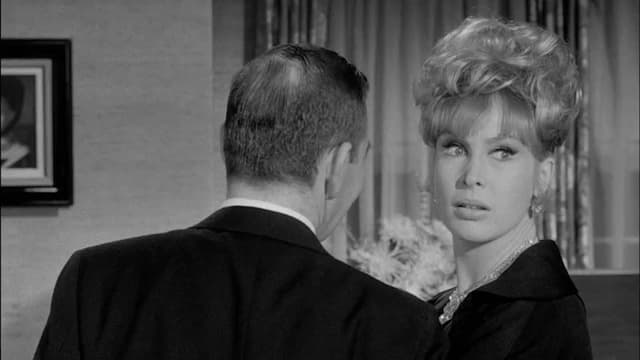 S01:E09 - The Moving Finger