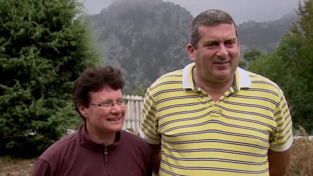 Watch Coach Trip S12:E08 - Bari (Pt. 1) - Free TV Shows | Tubi
