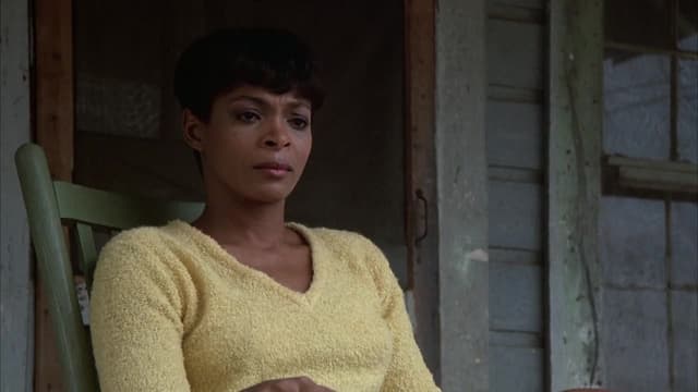 S04:E11 - Family Matters