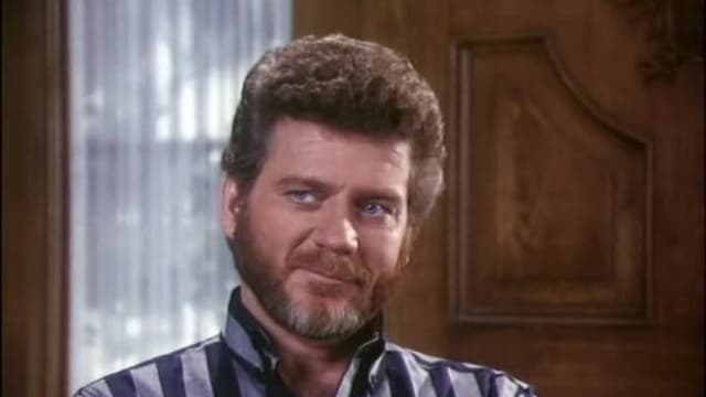 S04:E22 - House Divided