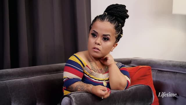 S05:E16 - Burying the Hatchet With Ms. Ratchet