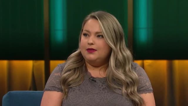 S01:E02 - Plus Size Model Confronts Her Online Troll