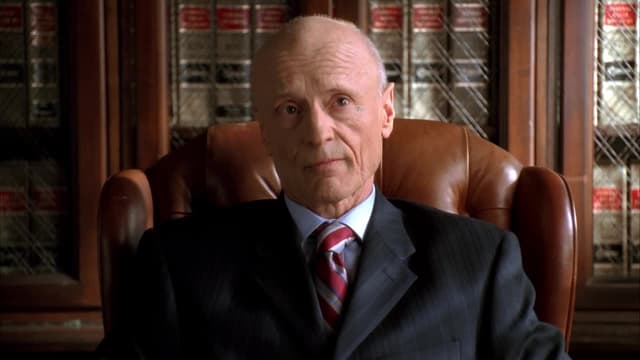 S01:E12 - Privilege