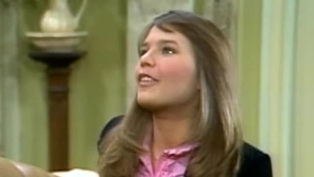 S03:E310 - Little Mother