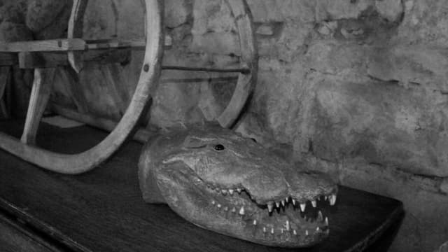 T01:C02 - S01:E02 - Chillingham Castle