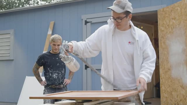 S01:E04 - Christopher's Creativity