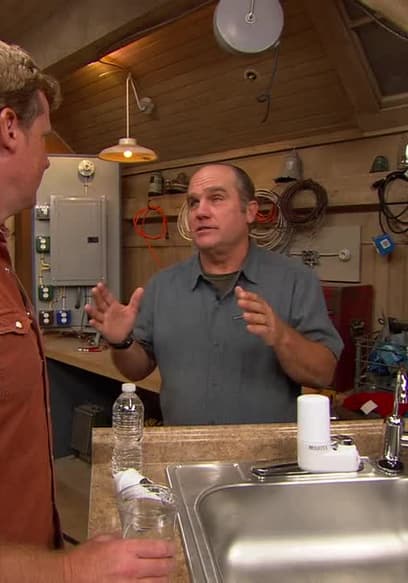 S12:E15 - Box Spring, Light Switch poster