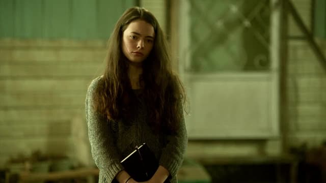 S01:E01 - Jellyfish in the Sky