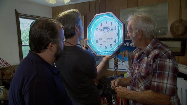 S14:E13 - What's Inside the Vault?