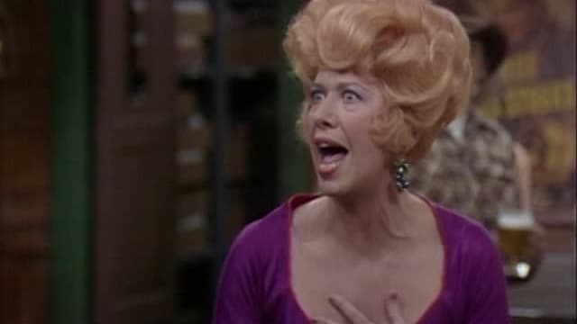 S02:E19 - You Gotta Have Hoyt