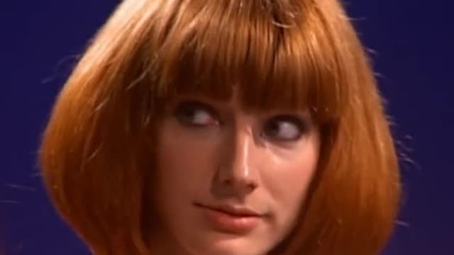 S02:E03 - S02:E01 - Clothes Off Your Back