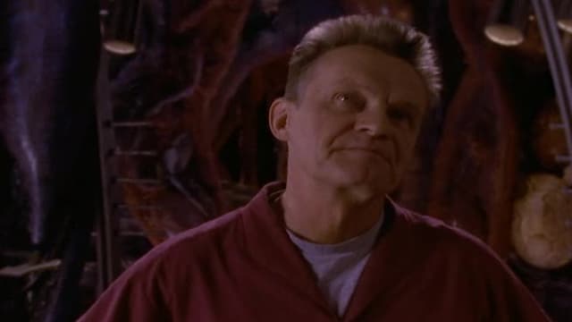 S02:E16 - The Web