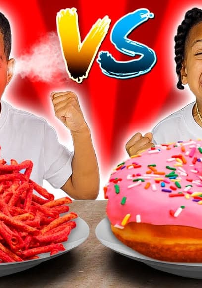S14:E11 - Food Challenge: Sweet vs Spicy poster