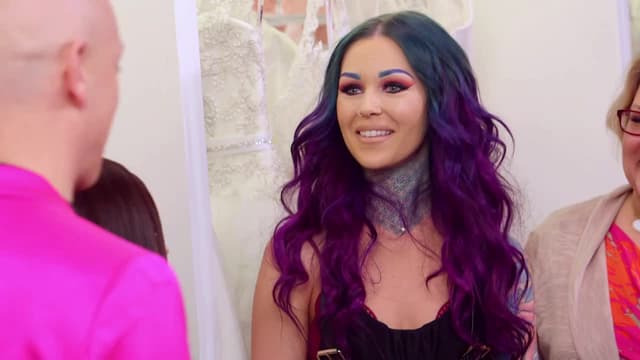 S01:É01 - S01:E01 - From Goth to Glam