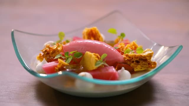 S01:E01 - Tom Kerridge