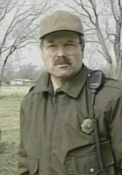 S01:E09 - To Catch a Serial Killer - the Green River Killer and BTK poster