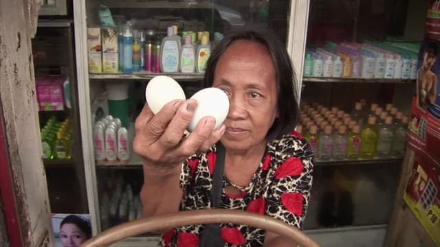 S01:E01 - Philippines