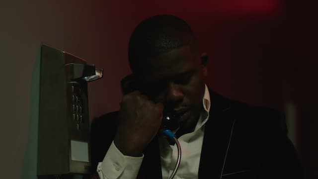 S01:E01 - The Hoodie