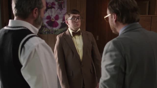 S06:E02 - Patricia Sterling / Neighbors / Mort