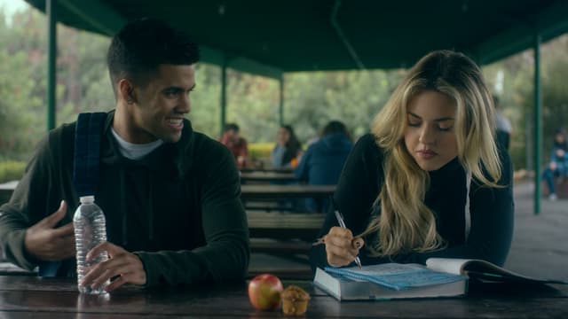 S01:E07 - Love Magic