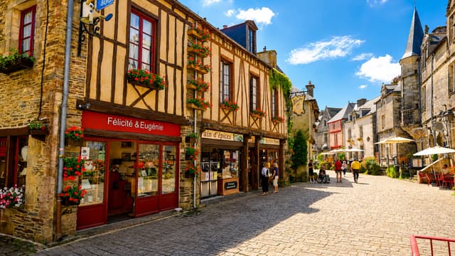 S01:E02 - Rochefort-en-Terre | France’s Most Beautiful Medieval Village