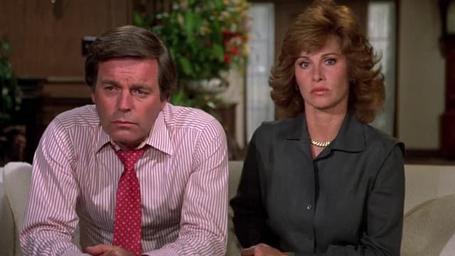 S04:E02 - With This Hart I Thee Wed
