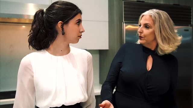 S01:E01 - Praise Be, to the Food