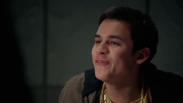S01:E03 - Sound of a Strap