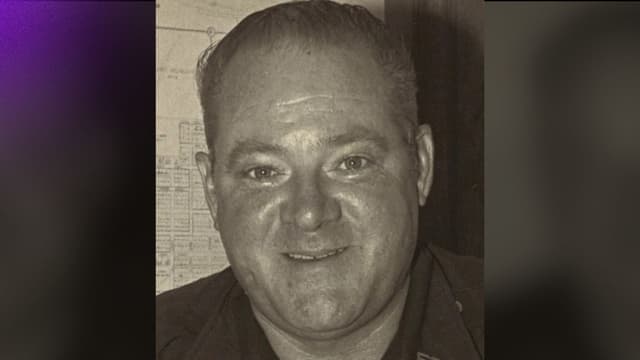 S04:E04 - MURDERED: Bobby Moore