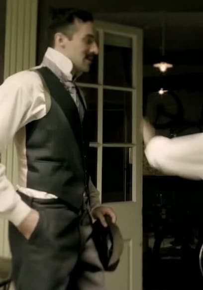 S01:E01 - The 1900s poster
