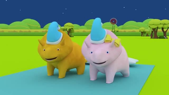 S02:E05 - Learn Colors - Playing Tennis